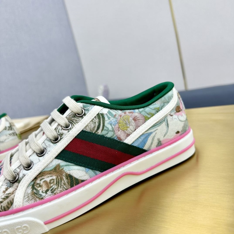 Gucci Casual Shoes